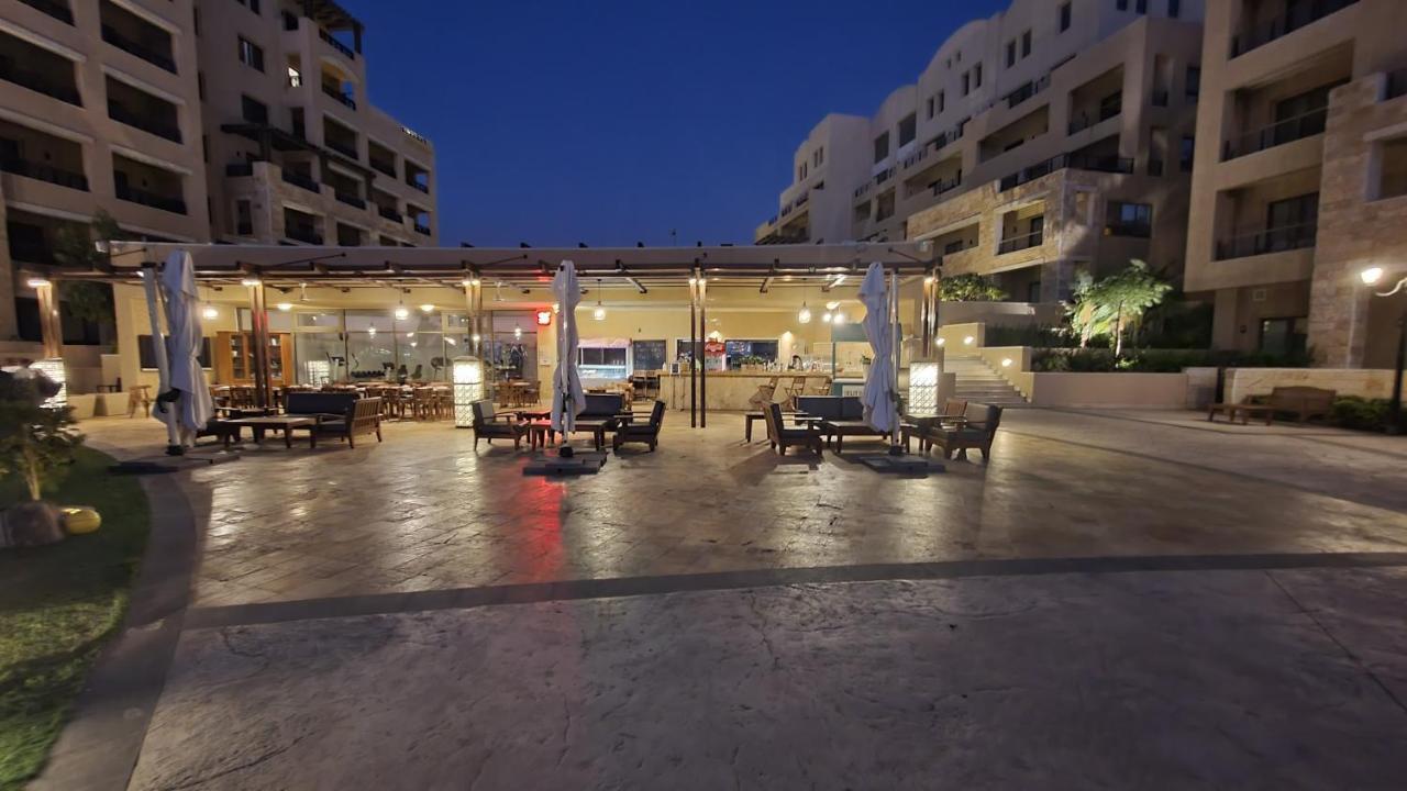 Comfy Stays Sea View Apartments At Deadsea Samarah Resort Sweimeh Eksteriør bilde