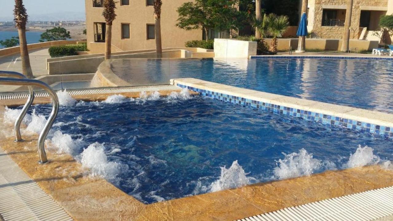 Comfy Stays Sea View Apartments At Deadsea Samarah Resort Sweimeh Eksteriør bilde